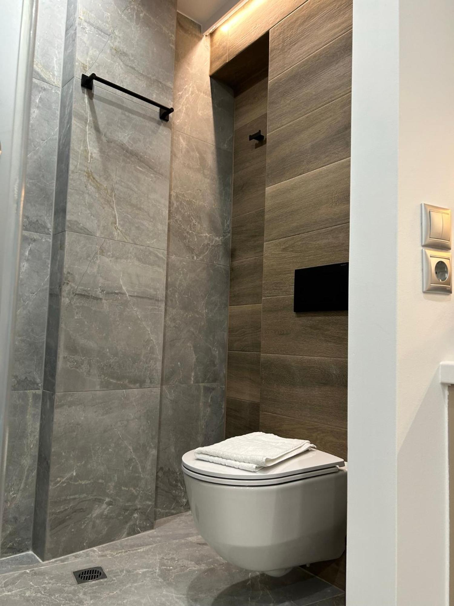 Stylish Living-Avra Apartment Athens Ngoại thất bức ảnh